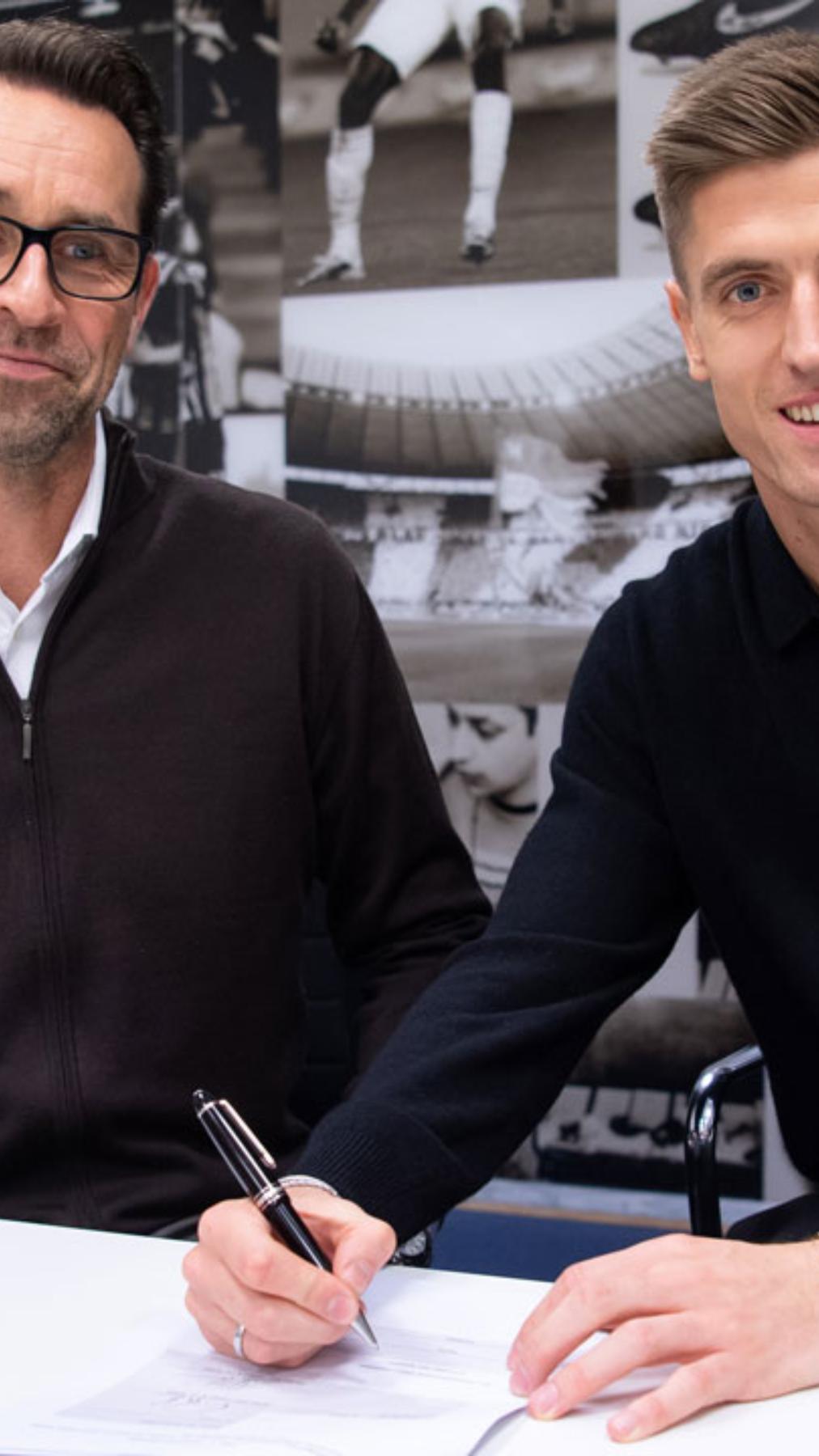 Hertha BSC sign Krzysztof Piatek