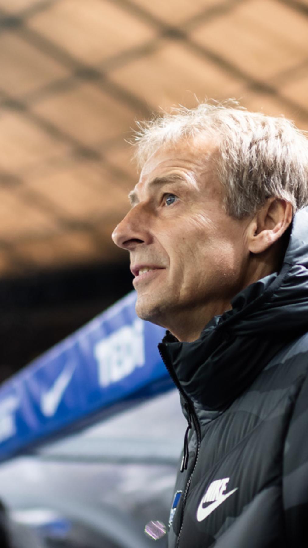 Jürgen Klinsmann steps down