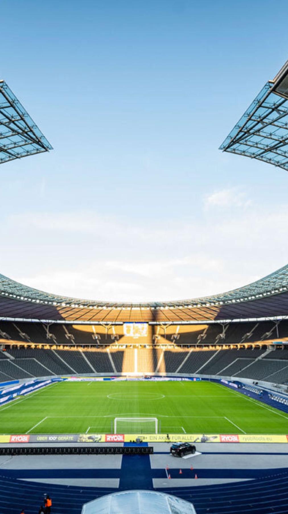 Matches against VfL and BVB behind closed doors
