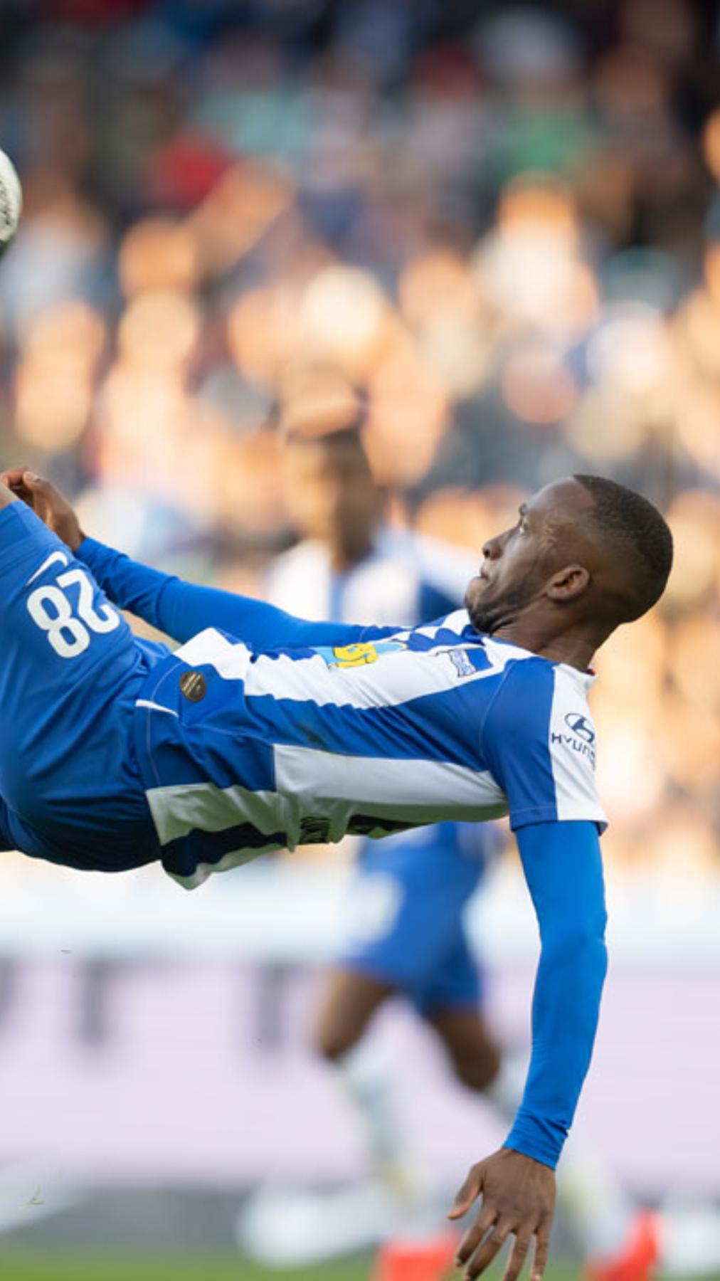 Dodi Lukébakio wins Goal of the Year 2019!