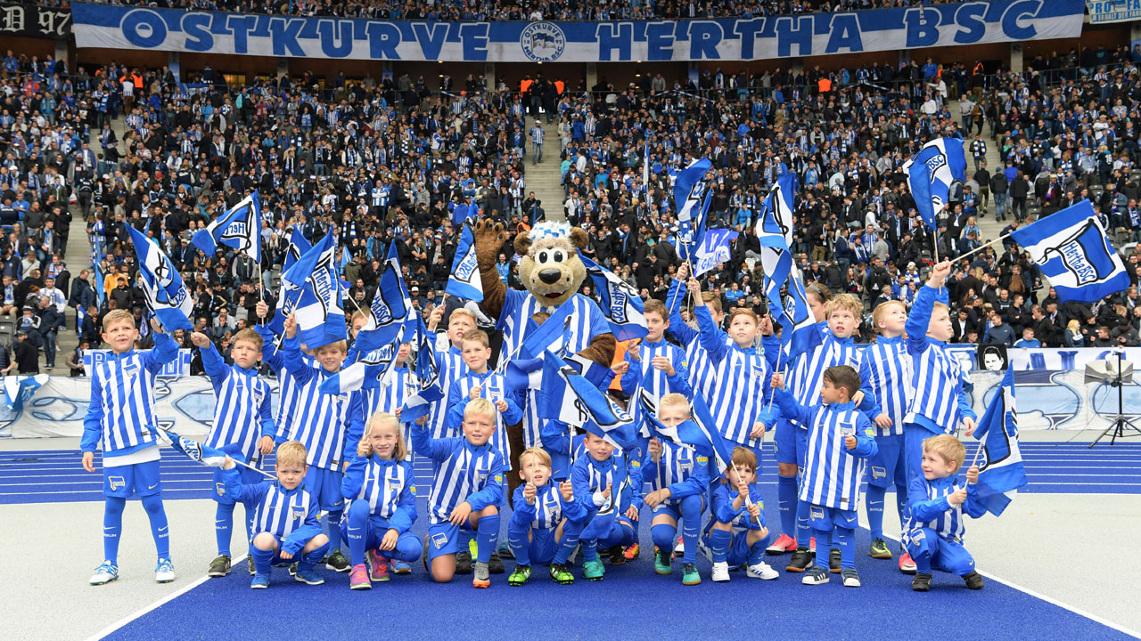Kids-Club-Training mit 'Zecke' und Herthinho!