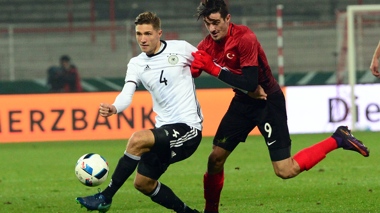 Stark und Weiser siegen mit U21