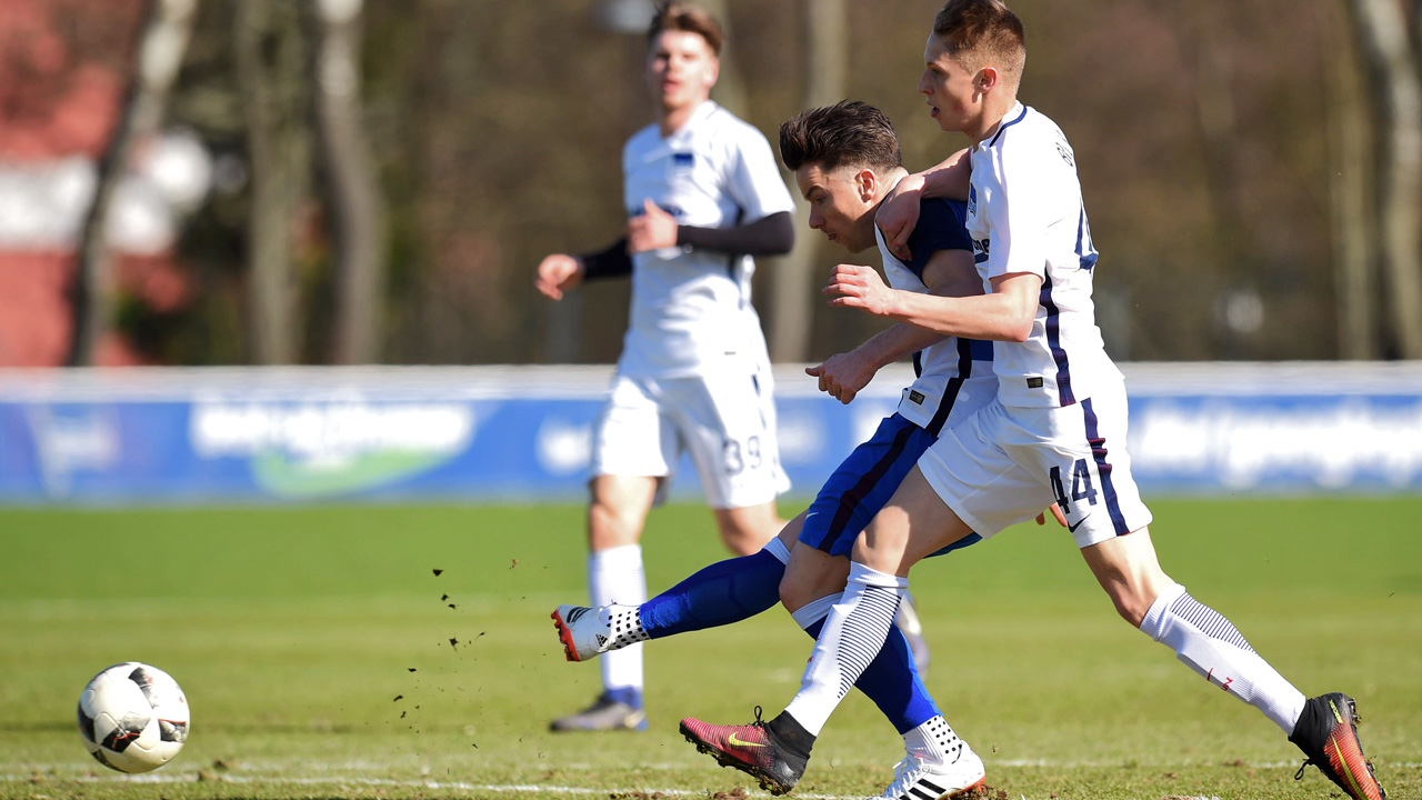 Vier Tore im internen Trainingsspiel