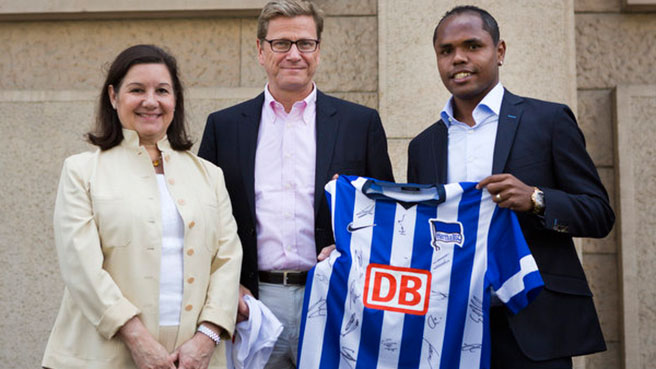 Ronny zu Besuch beim Außenminister