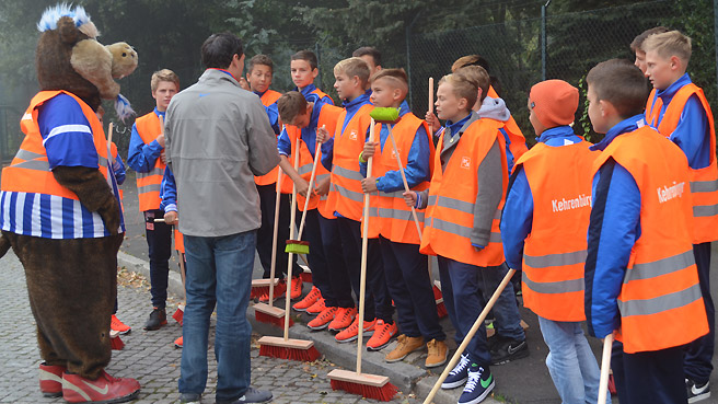 Berlin räumt auf - mit Herthas U13 und U14