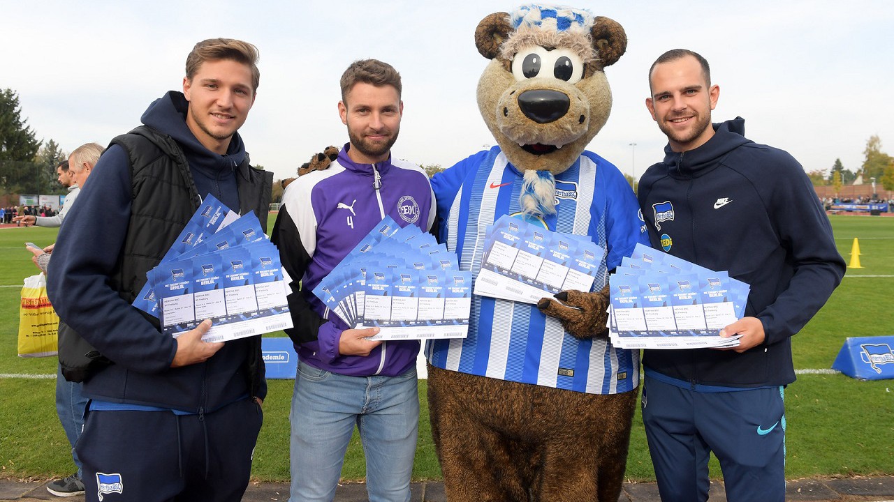 Hertha BSC lädt Berliner Schüler ein