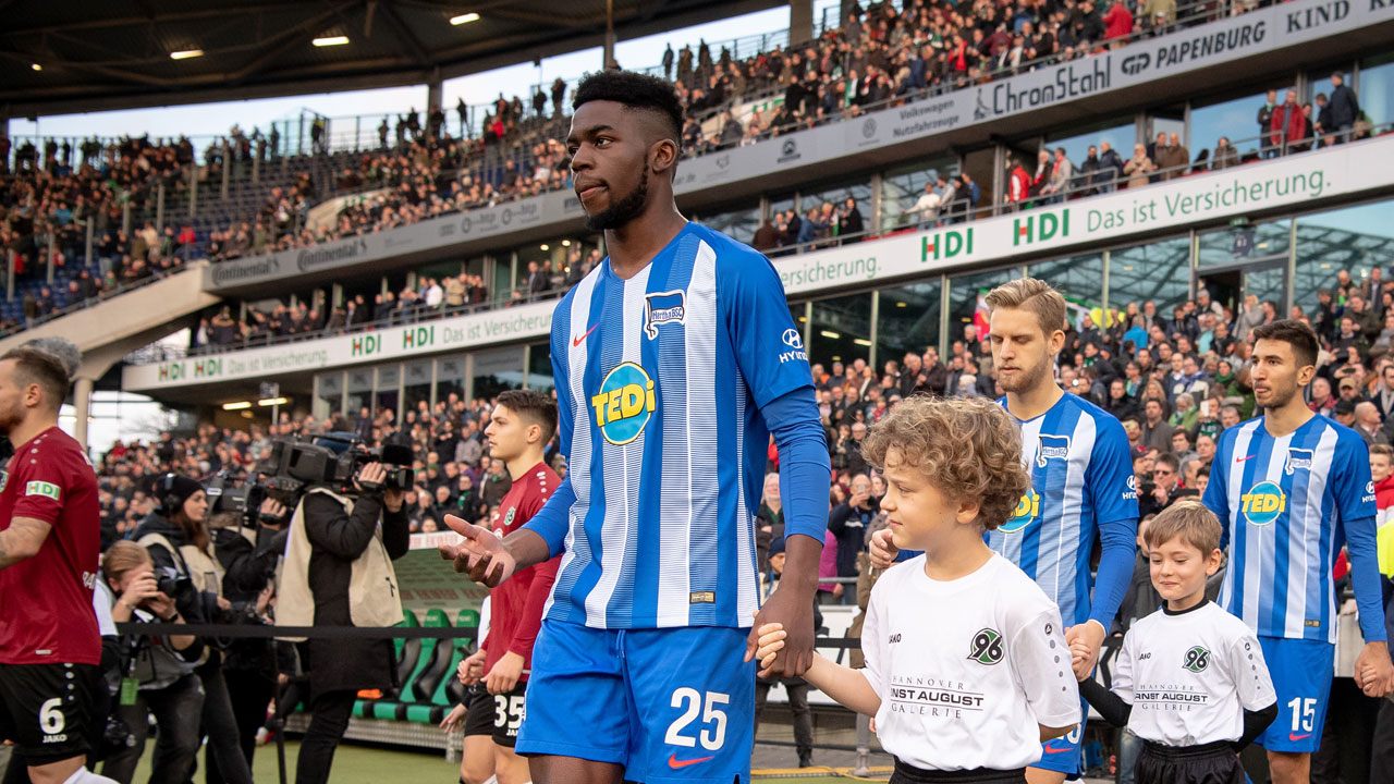Hertha BSC bindet Torunarigha langfristig