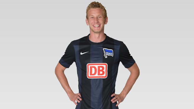 Hertha BSC präsentiert: Das Auswärts-Trikot 2014/15