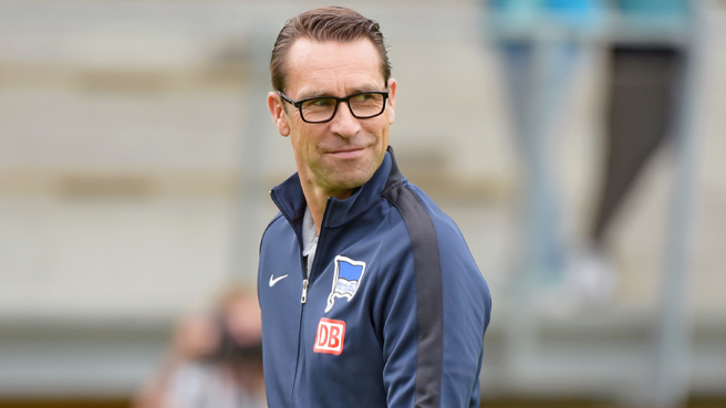 Viererkette - Hoher Besuch