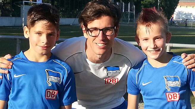 U12-Delegation reist nach Liverpool
