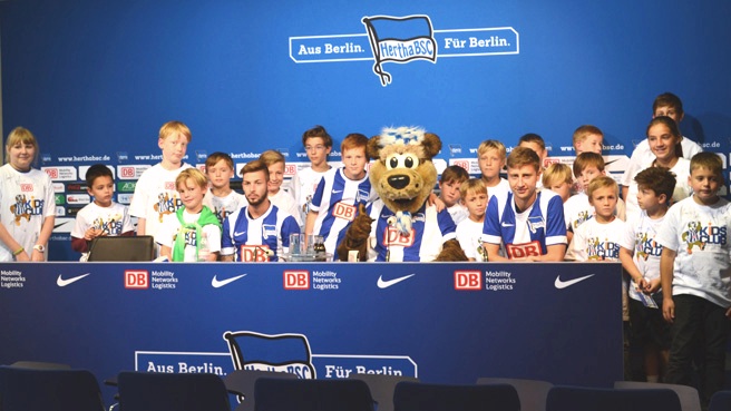 Hegeler und Plattenhardt beim Kids-Club