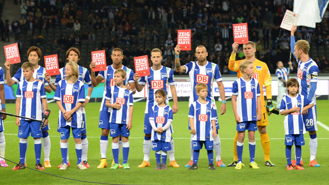 Hertha BSC zeigt Rassismus die Rote Karte