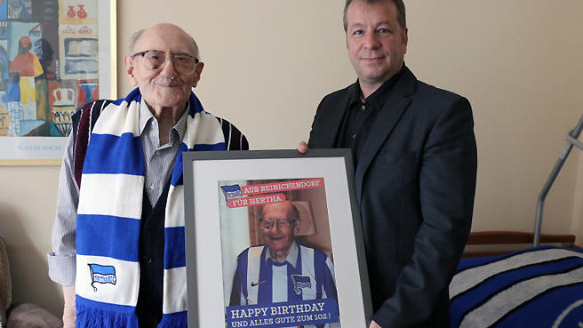 102. Geburtstag von Hertha-Fan Herrmann