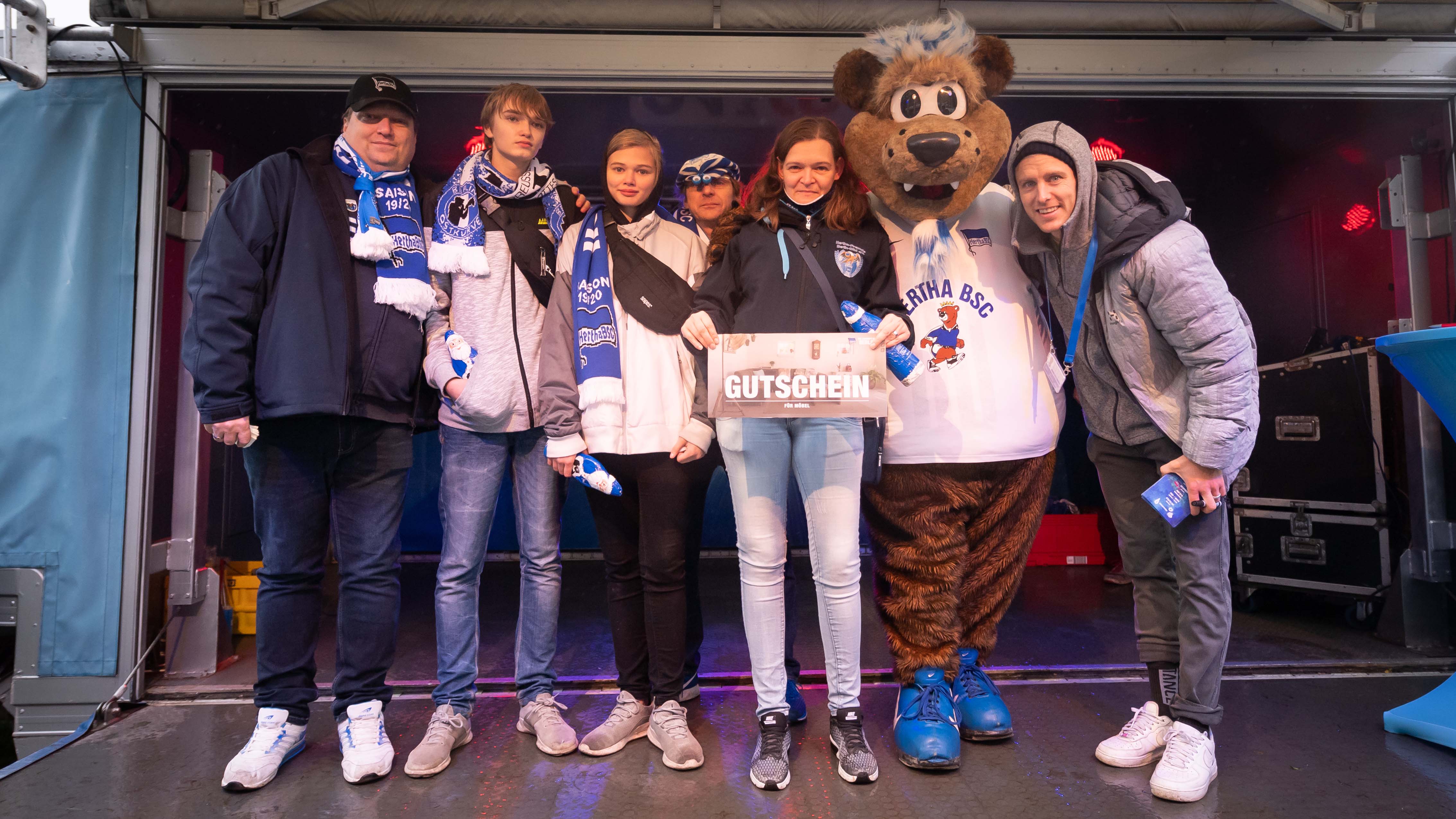 Nach Wohnungsbrand: Neue Möbel für Hertha-Freunde Süd