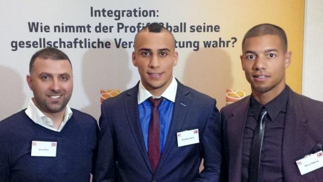 Fußballprofi, sozial engagiert