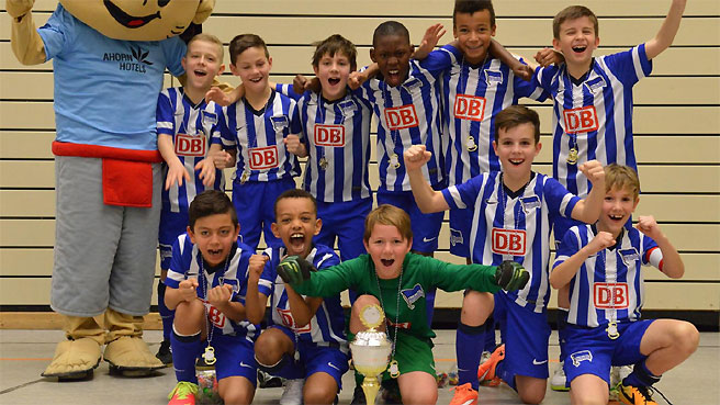 U10-Junioren gewinnen in der Halle