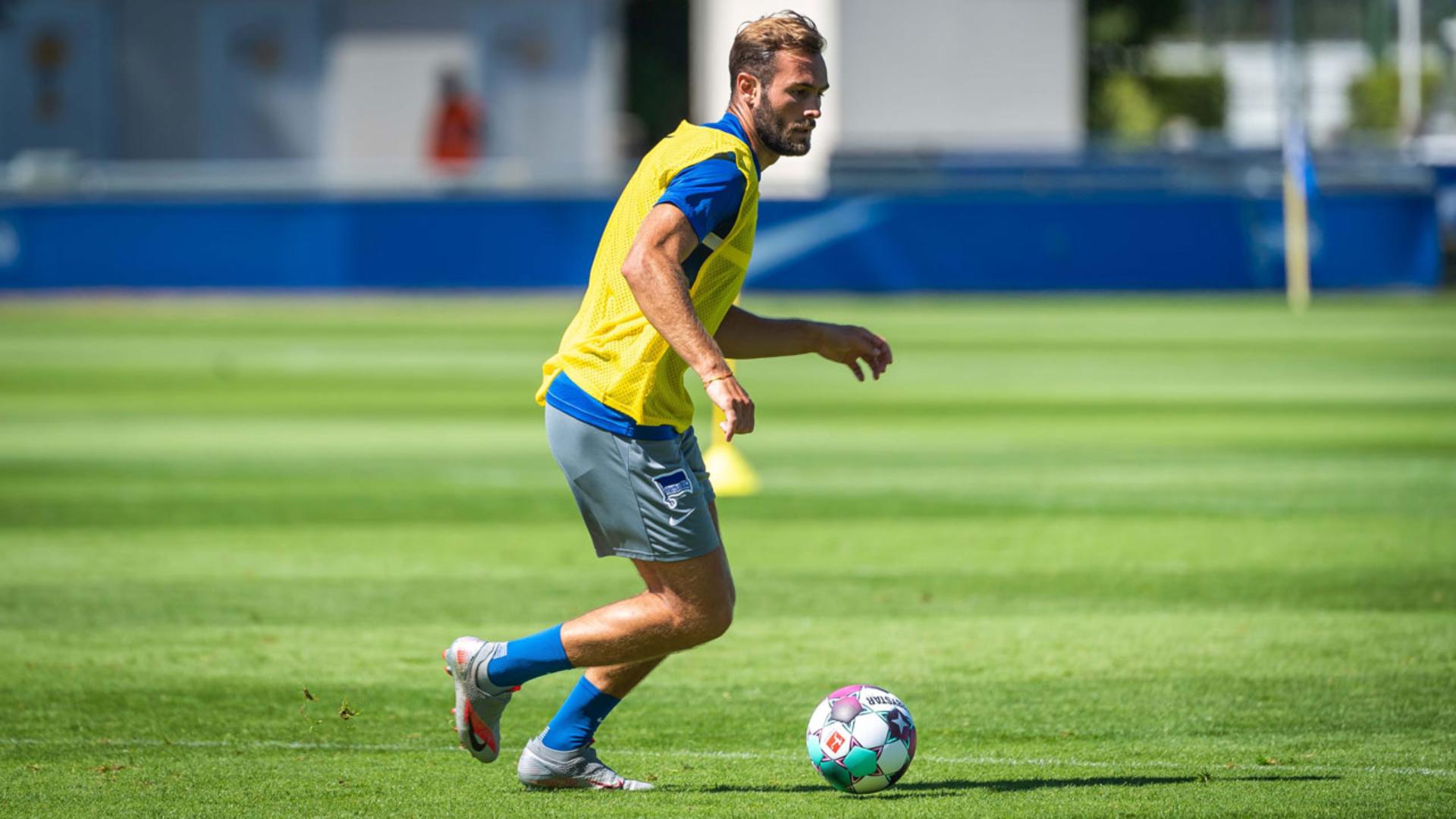 "Ich möchte mich als Mensch und Fußballer weiterentwickeln!"
