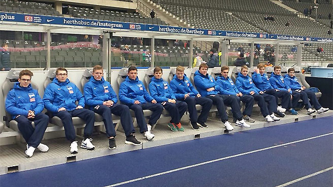 Balljungen gegen Schalke aus Werder