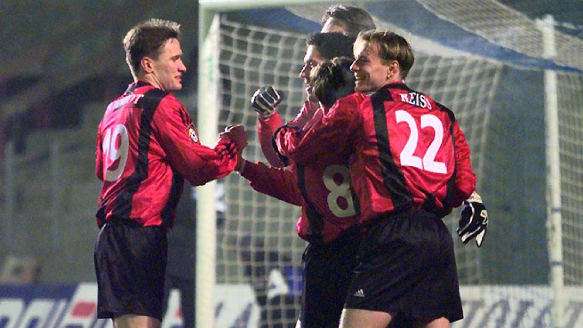 hsv-hertha-9899_04