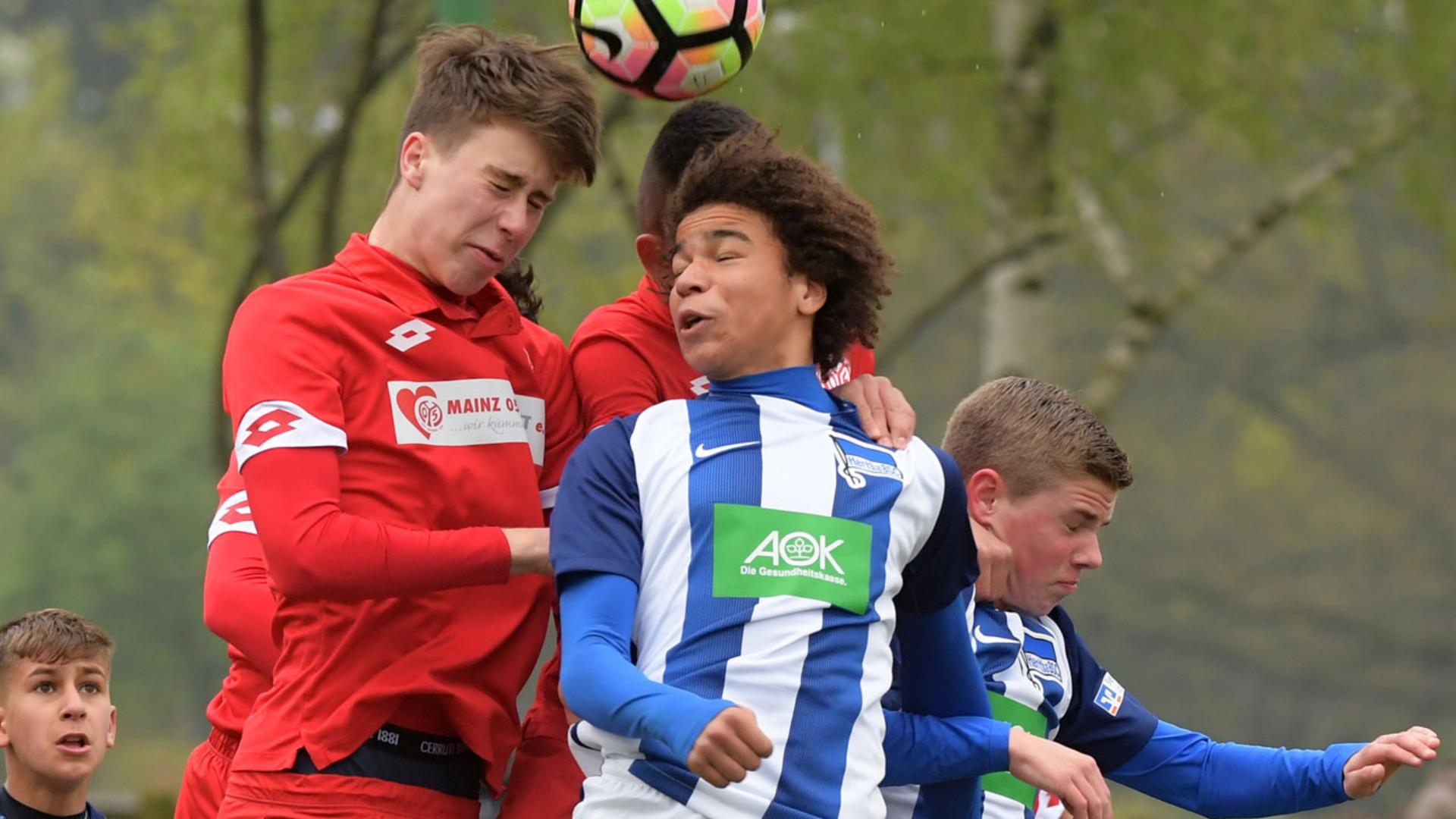 nike-premier-cup-1617-tag1_07