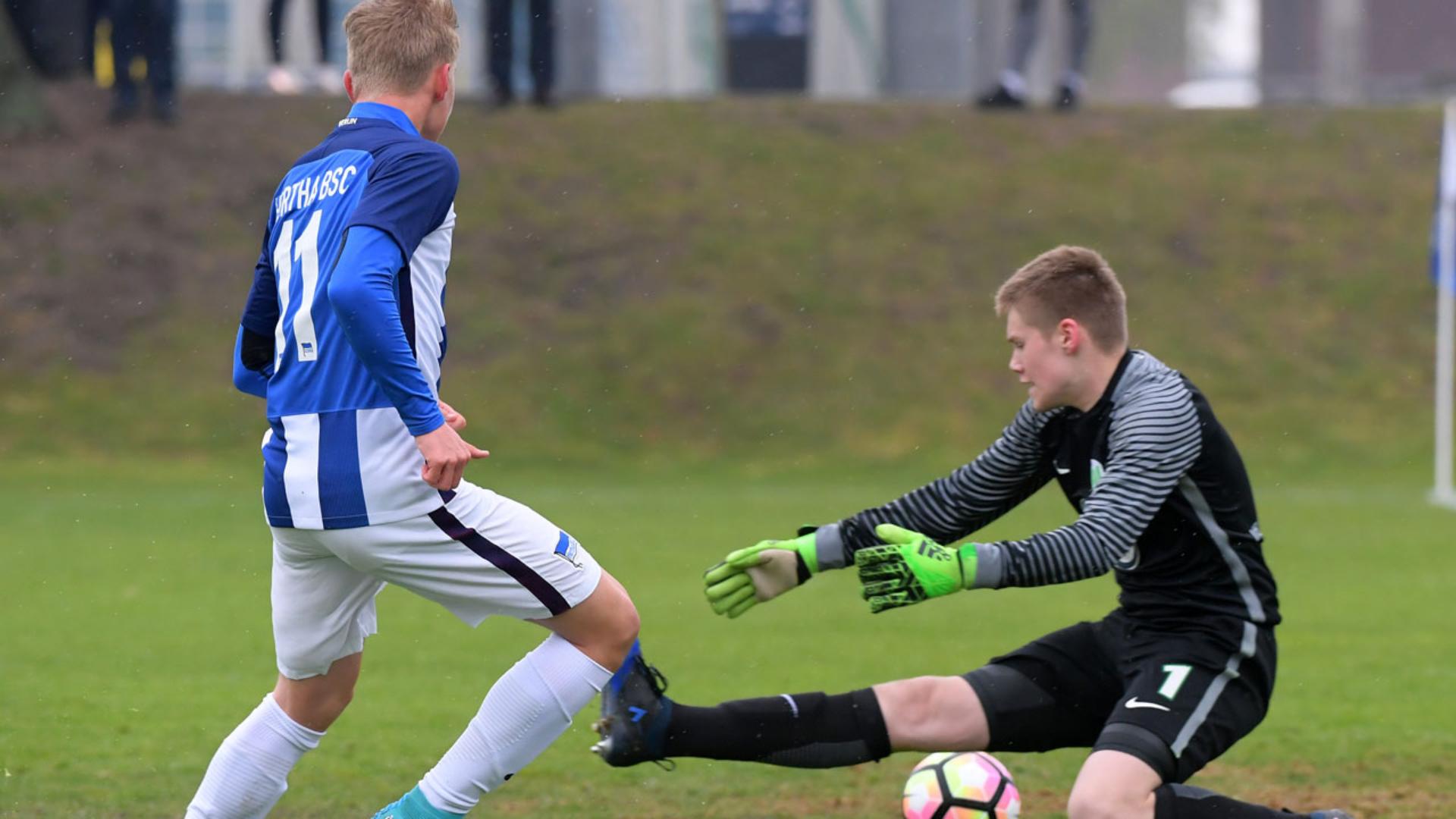 nike-premier-cup-1617-tag1_03