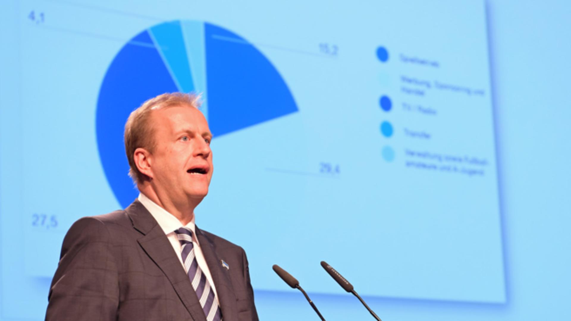 mitgliedsversammlung-mai15_16