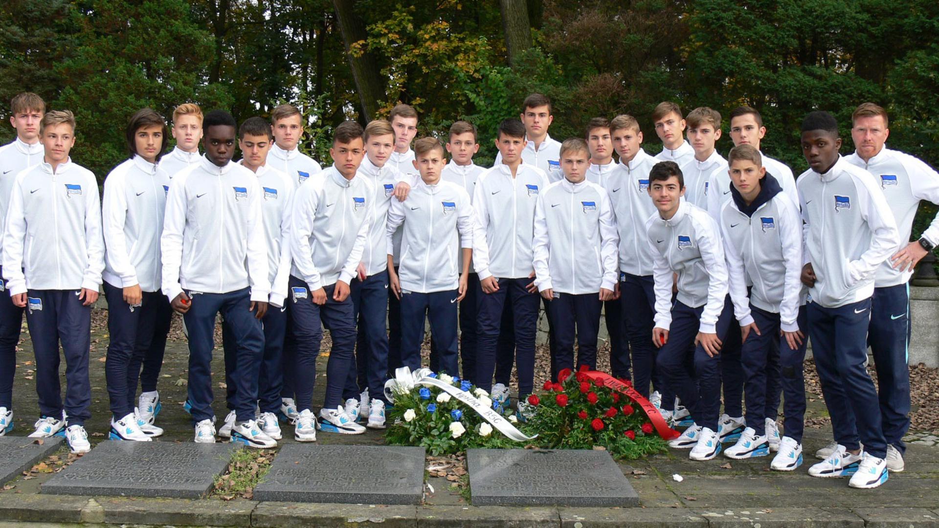 u15-auschwitz_01