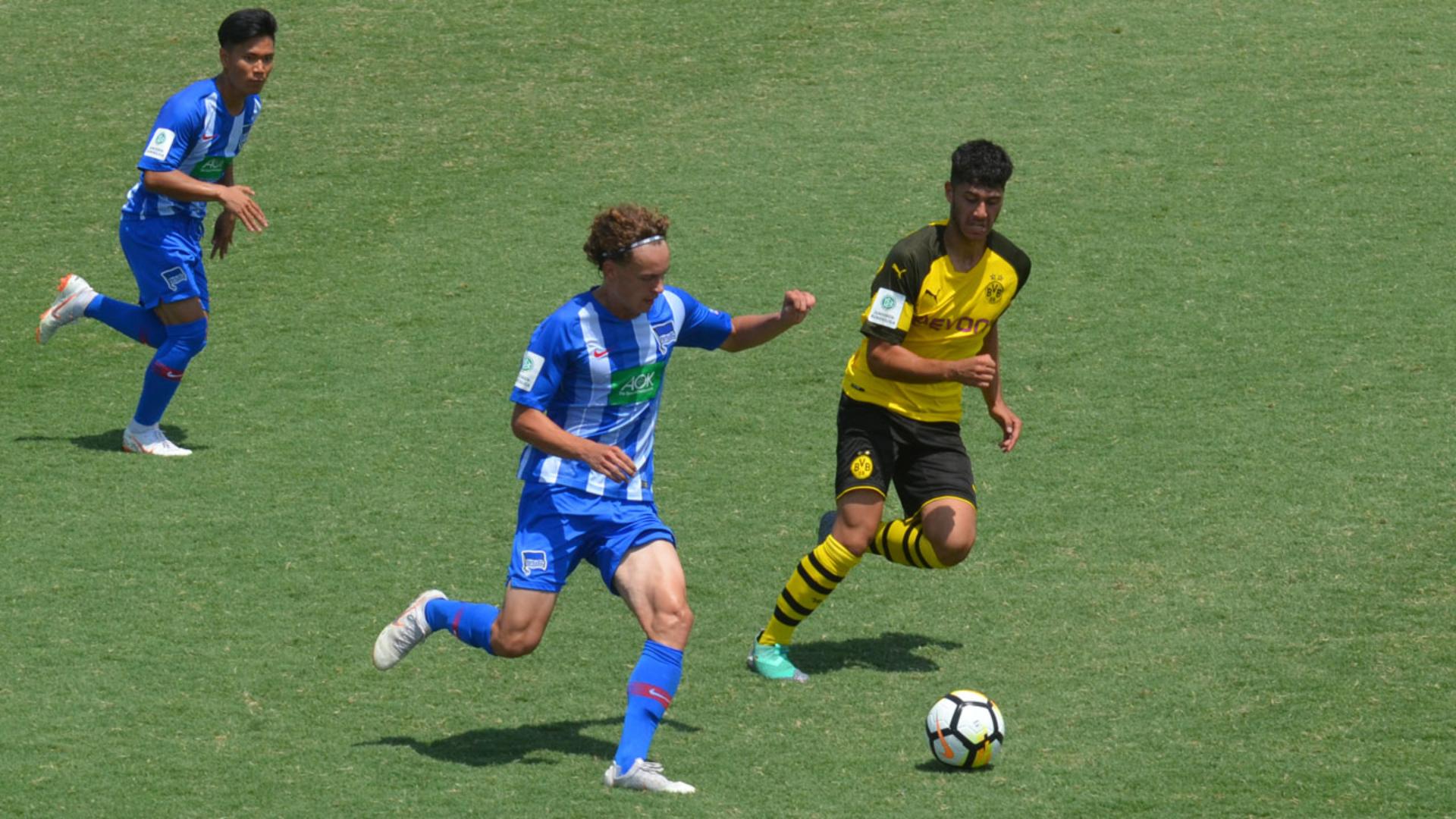 u19-slcup-bscbvb-1819_08