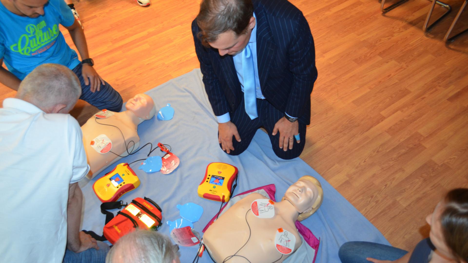 weiterbildung-defibrillator-1617_07
