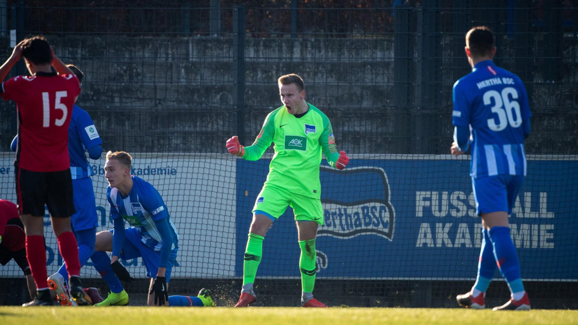 u19-uyl-qaebaelae-rueck-08