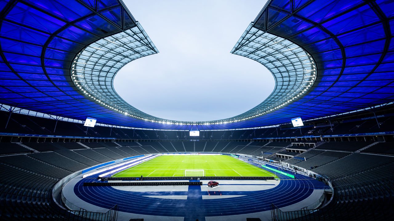 Olympiastadion vom Marathontor aus