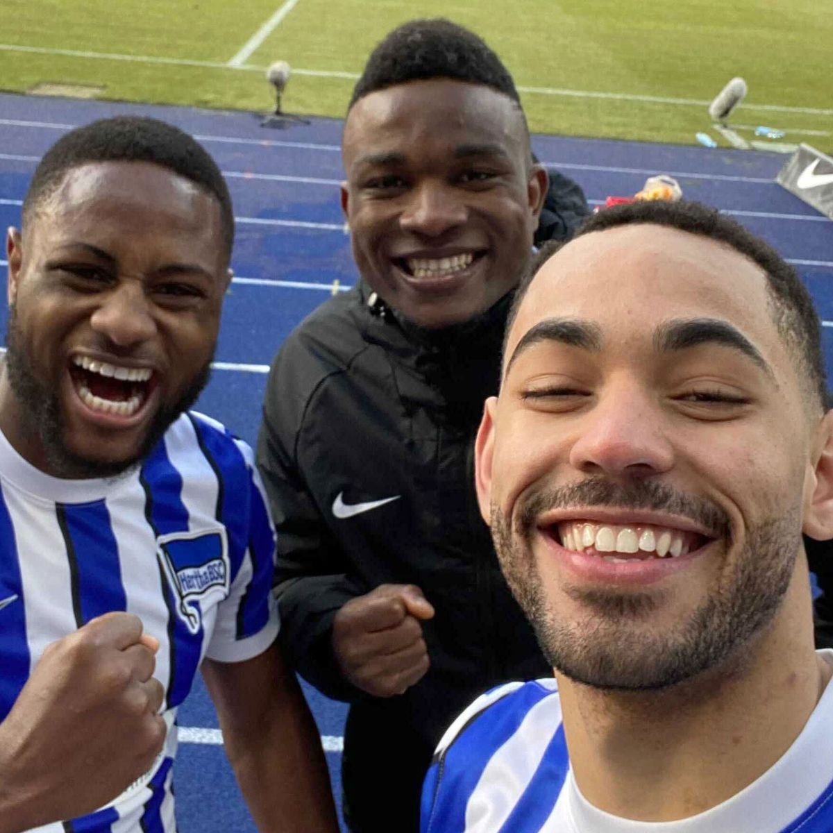 Sieger-Selfie nach dem Spiel gegen Leverkusen