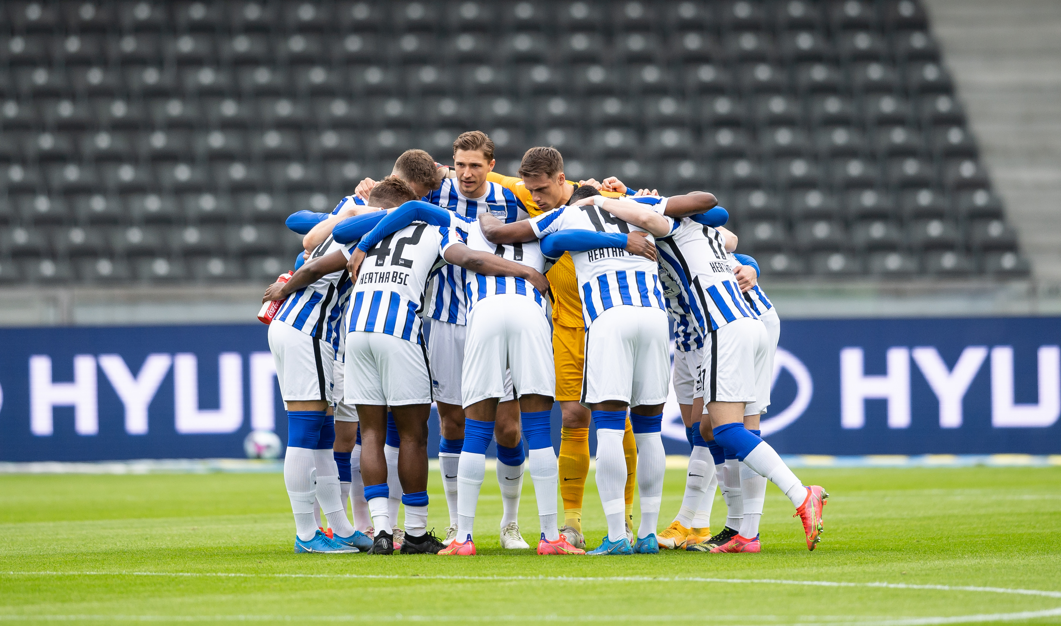 Our team huddles together before facing Mönchengladbach.