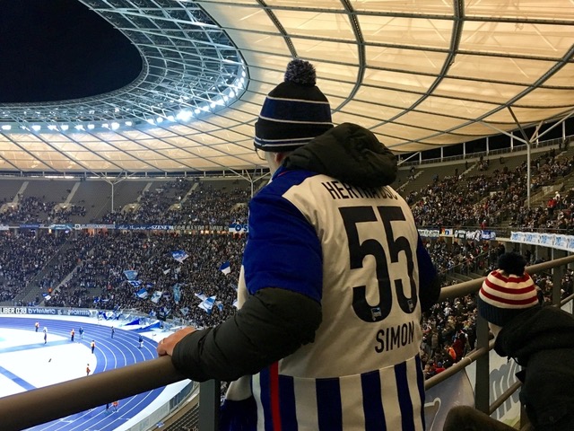 Exil-Herthaner Simon Gawn blickt ins Olympiastadion