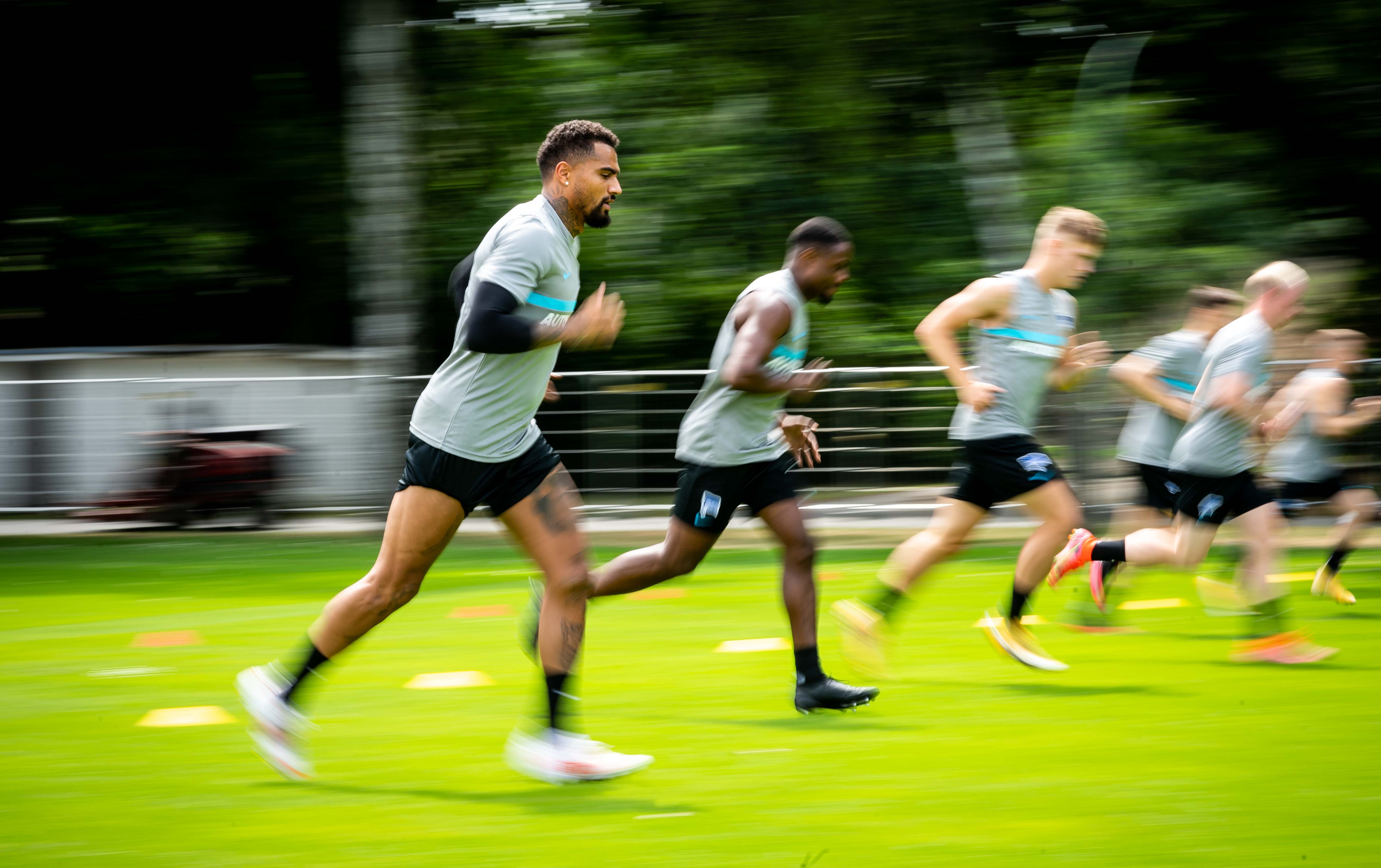 Prince Boateng and his teammates during the beep test.