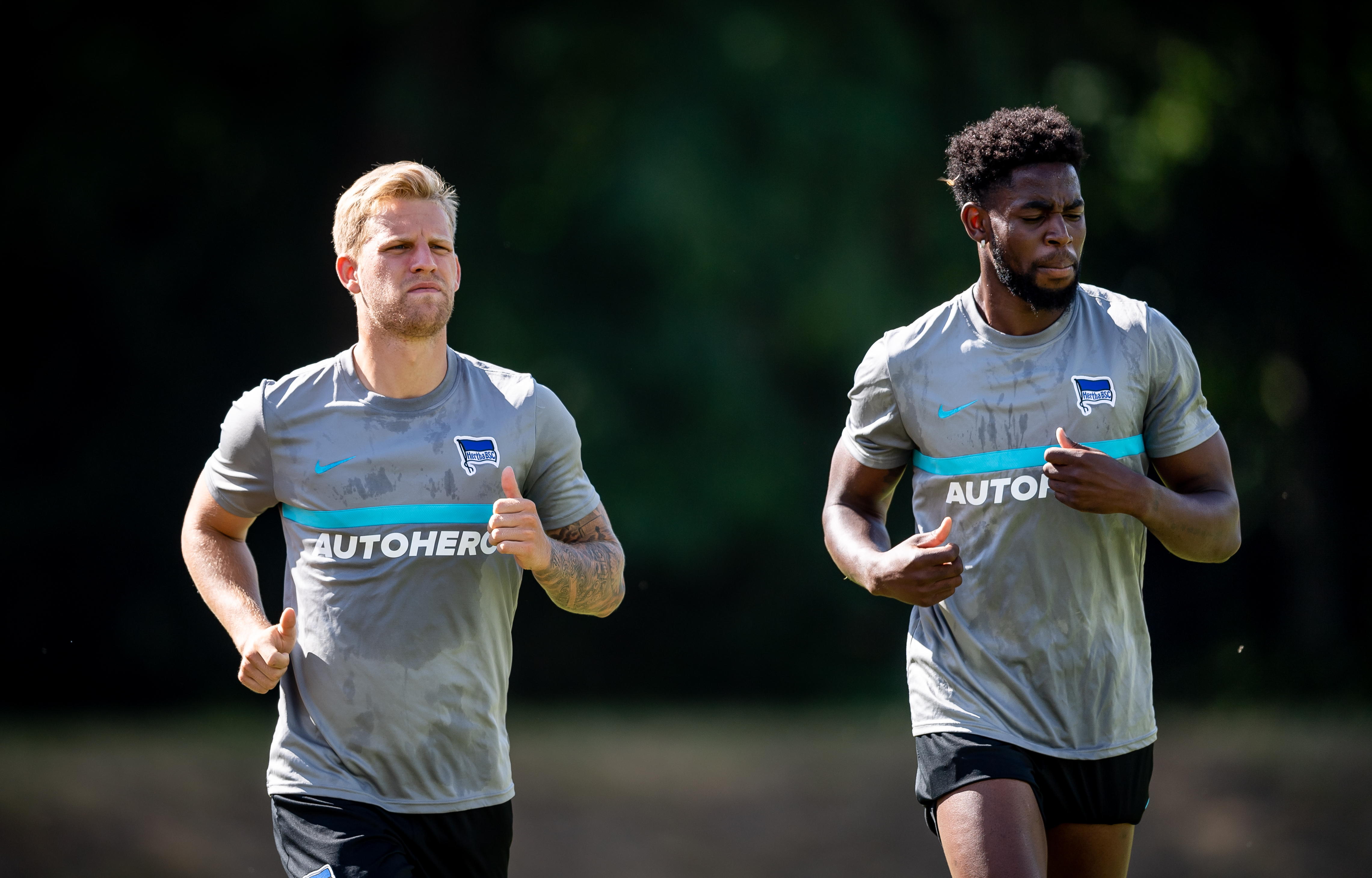 Arne Maier und Jordan Torunarigha im Trainingslager in Neuruppin.