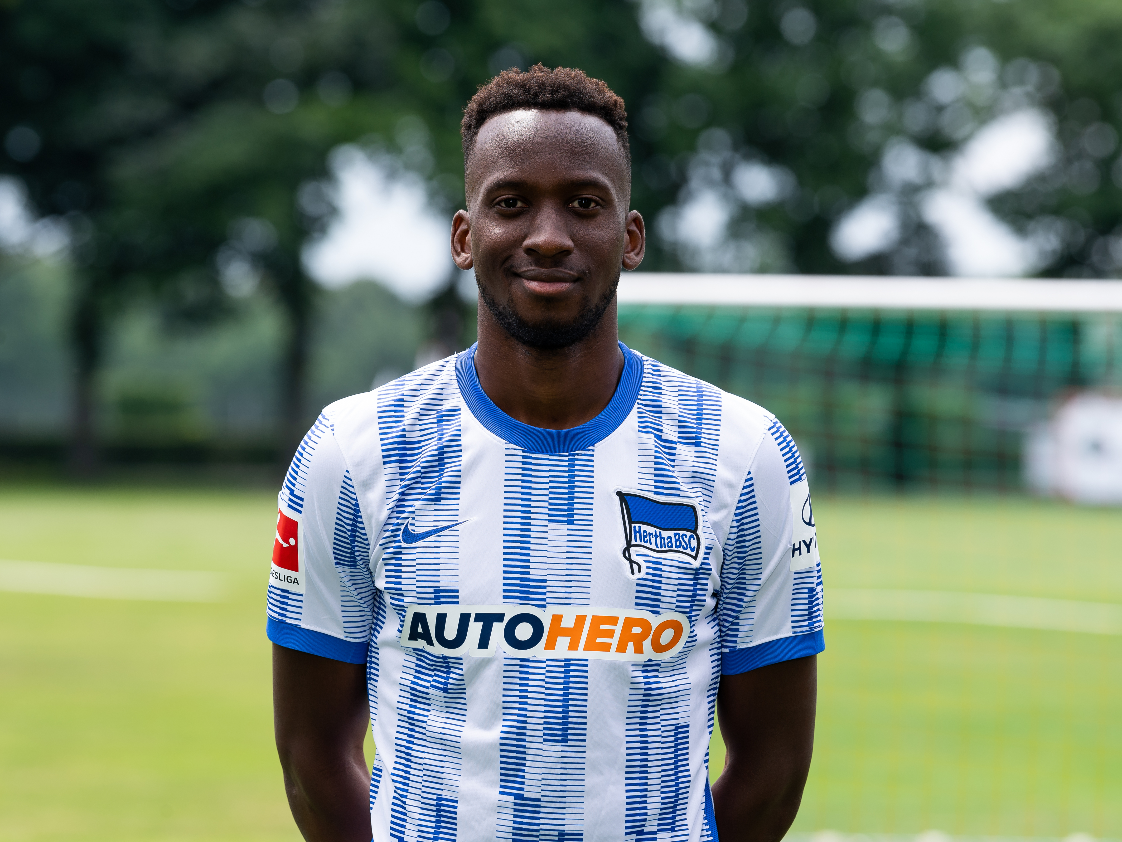 Dodi Lukébakio bei der Mannschaftsvorstellung.