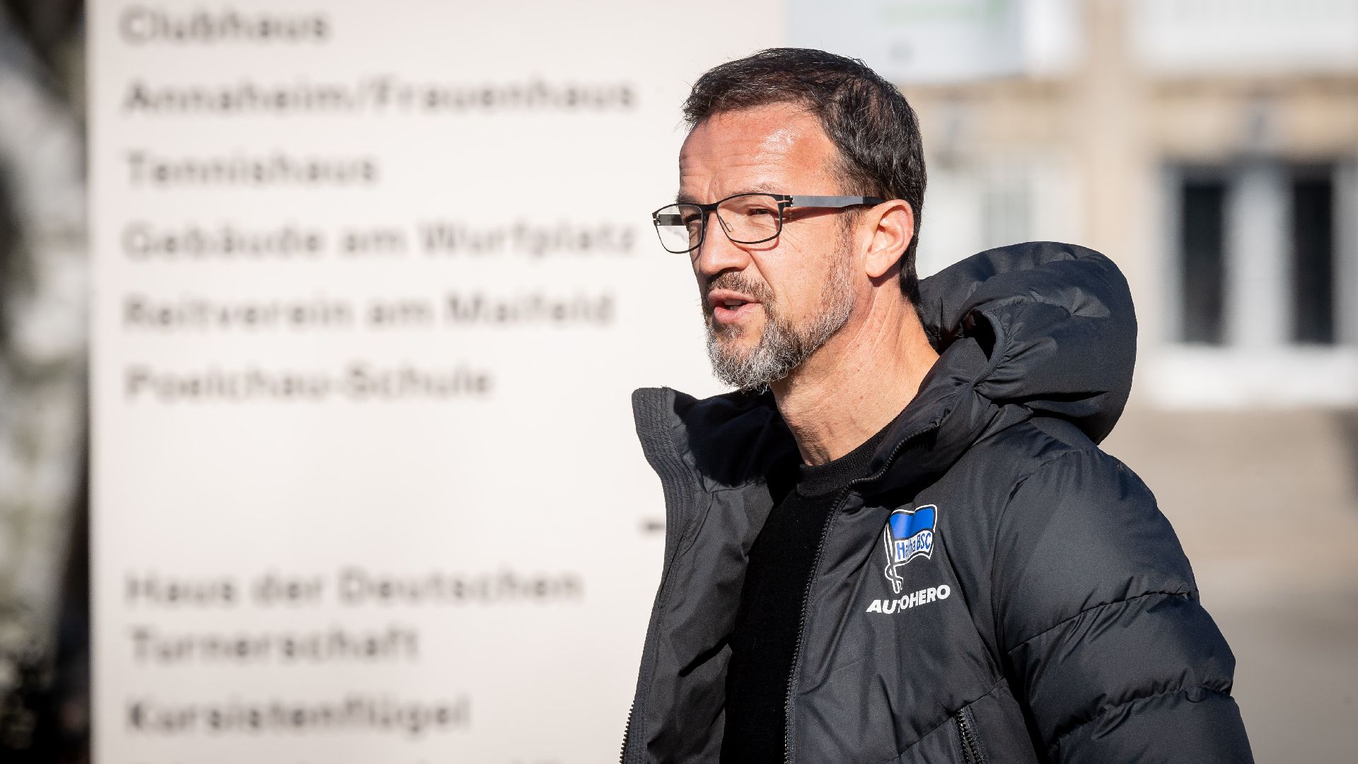 Fredi Bobic on the way to the training ground