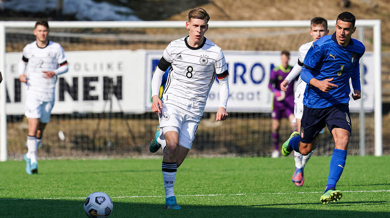 Anton Kade und Linus Gechter liefen gemeinsam für die U19 des DFB auf.