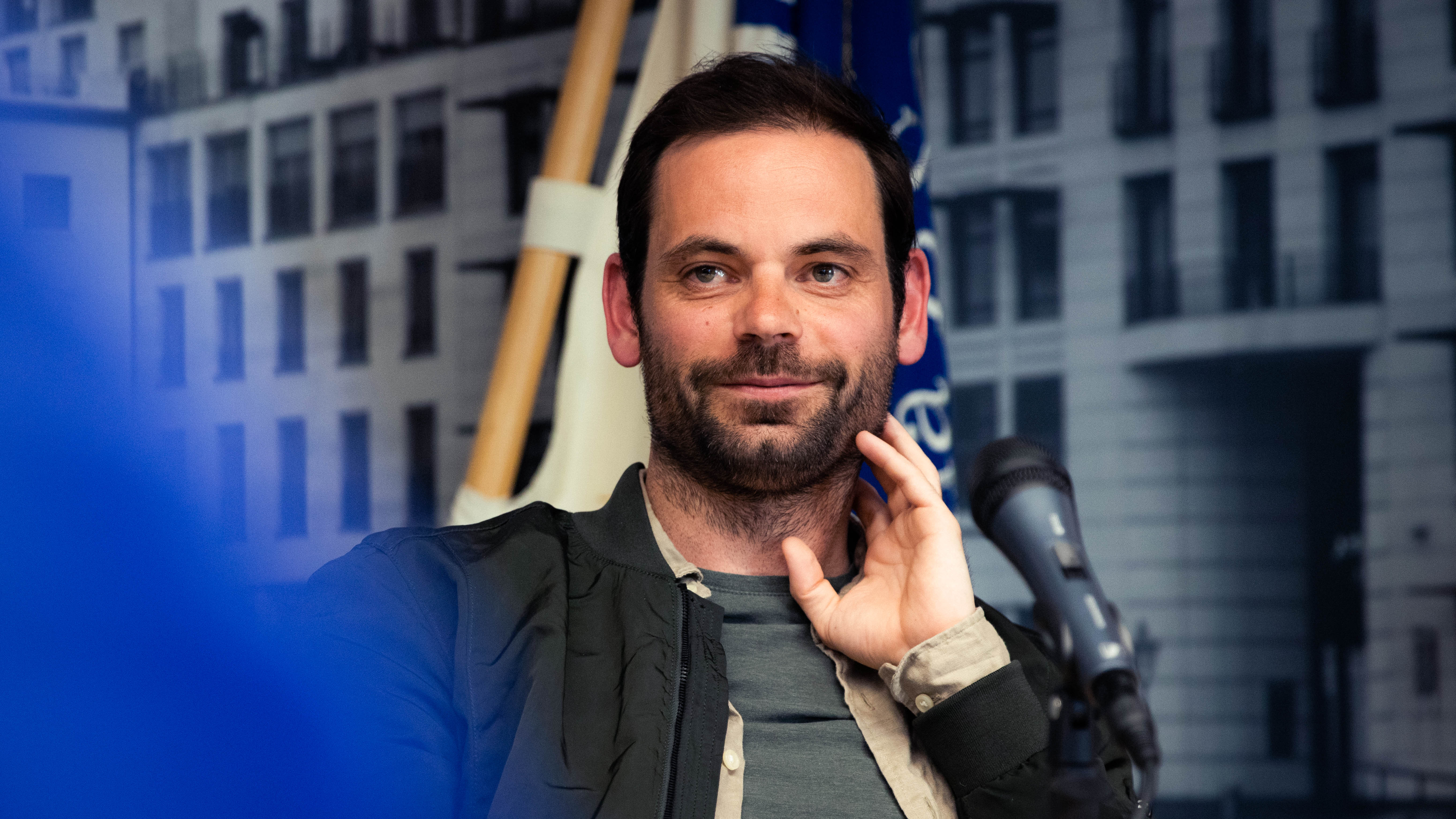 Oliver Reiß beim Podcast.