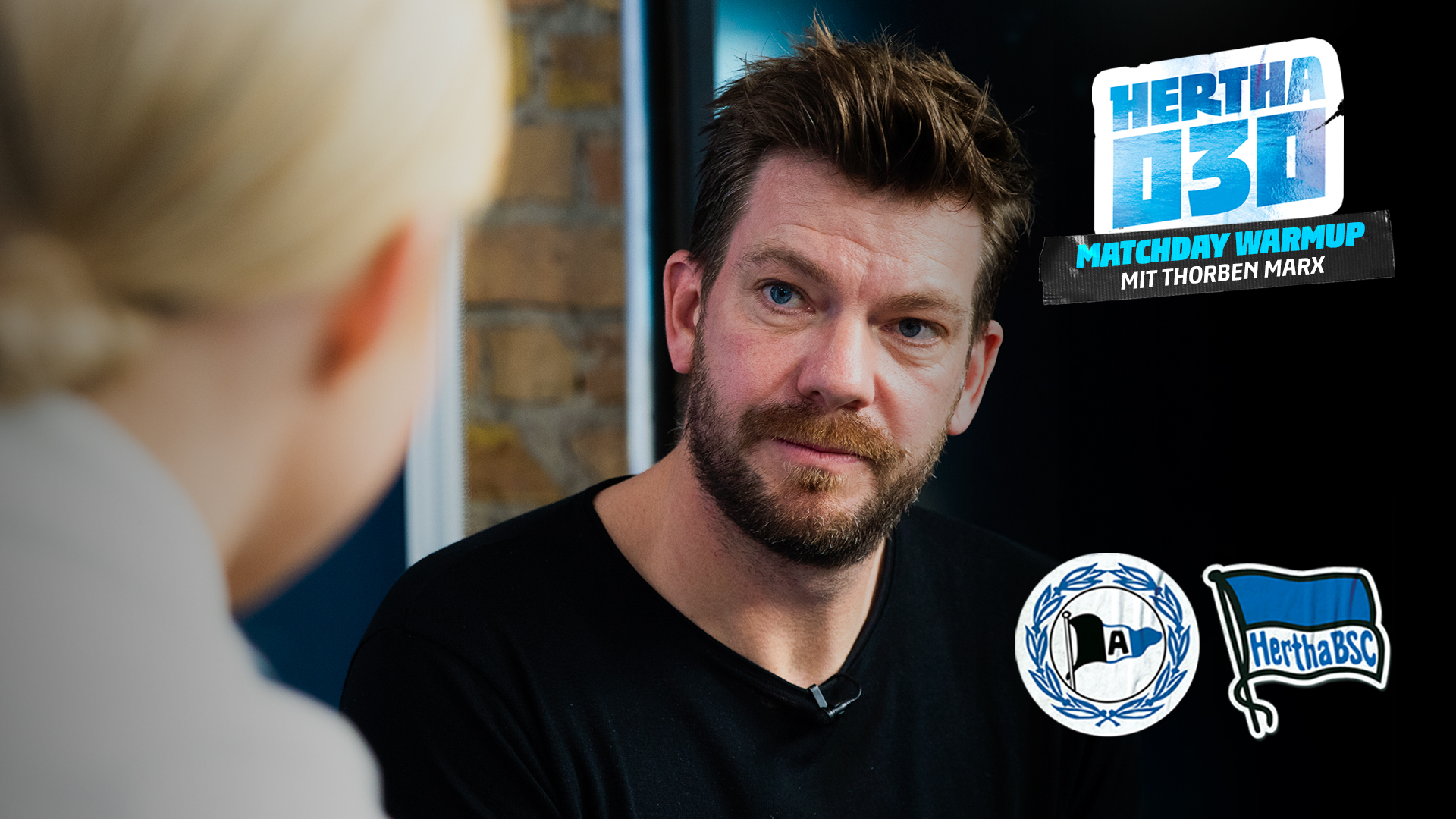 Thorben Marx spricht im Rahmen des 'Matchday Warmup' mit Lena von HerthaTV.