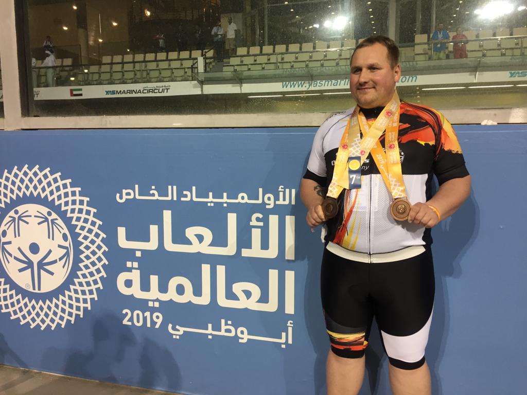 Dennis Mellentin bei den Special Olympics World Games Abu Dhabi 2019.