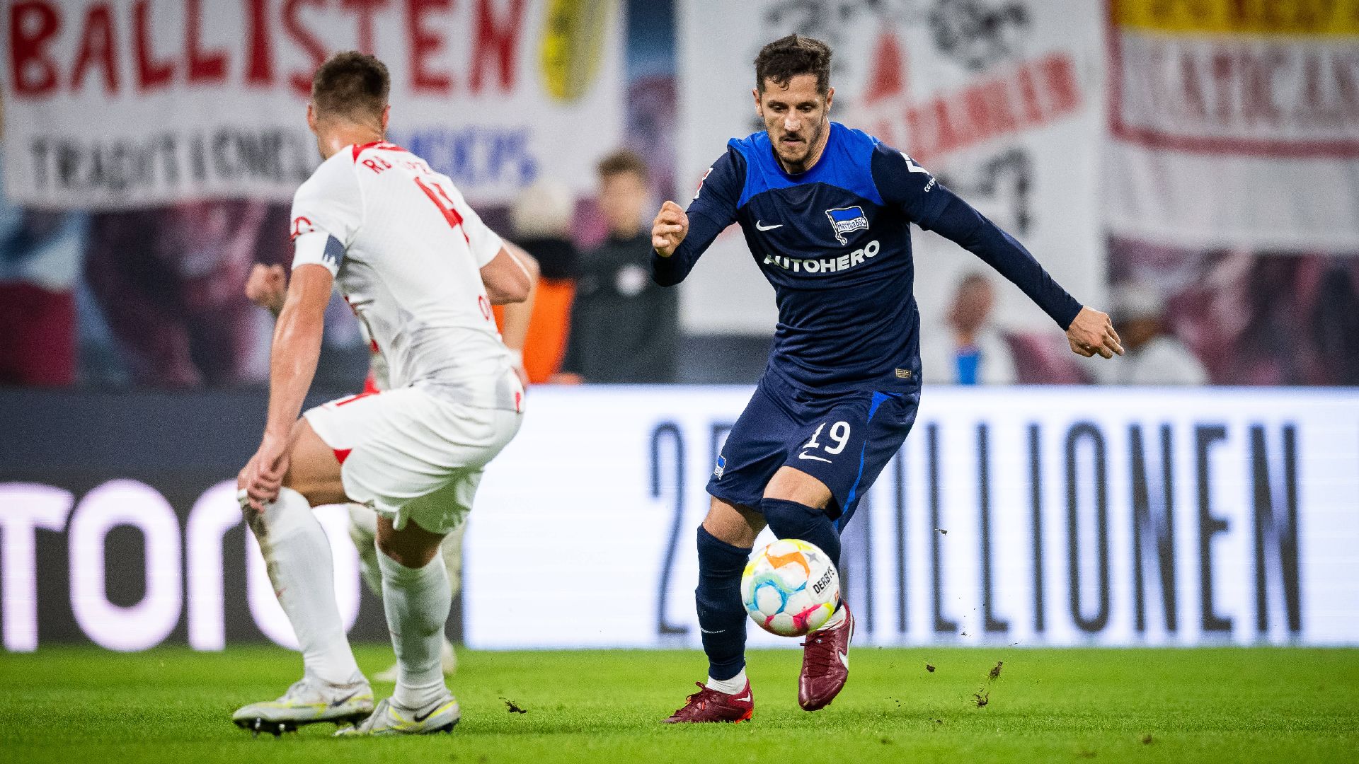 Stevan Jovetić am Ball.