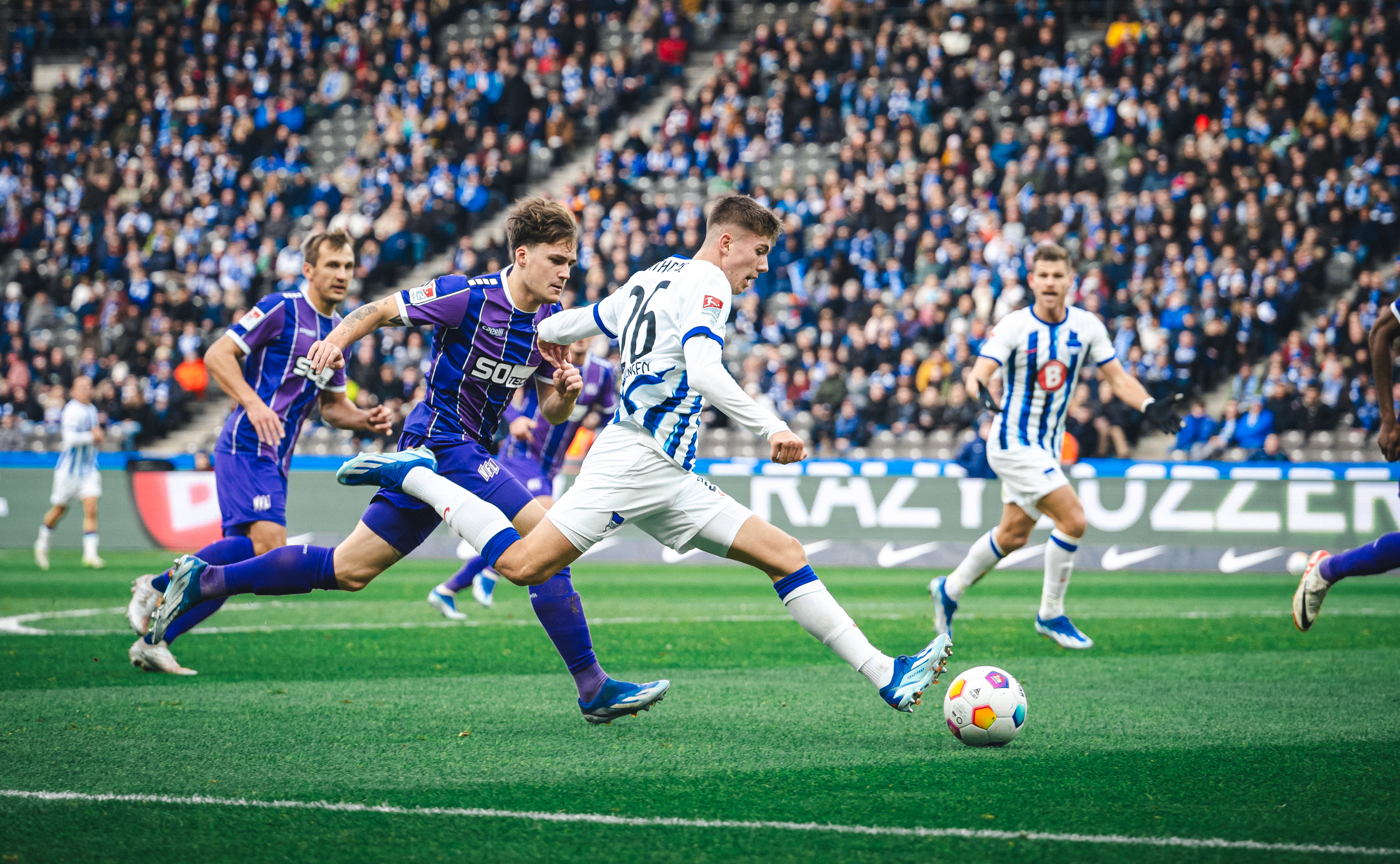 Gustav Christensen on the attack