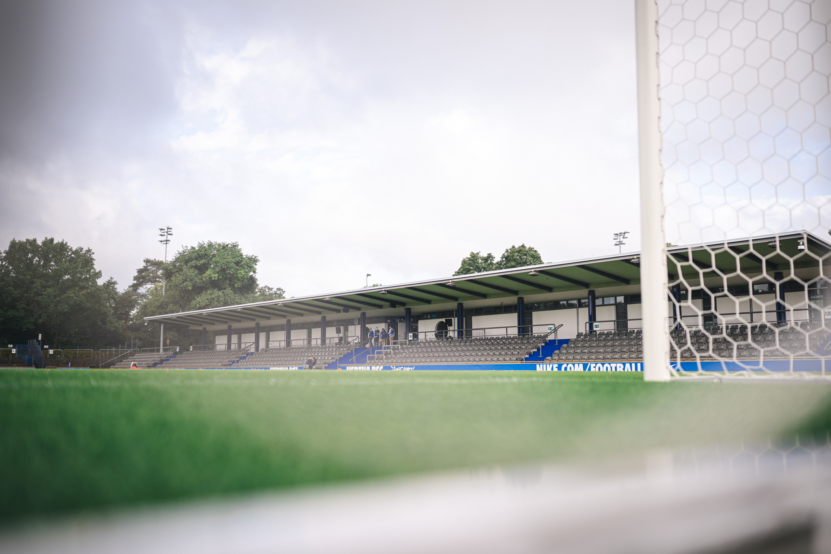 Das leere Stadion auf dem Wurfplatz/Amateurstadion.