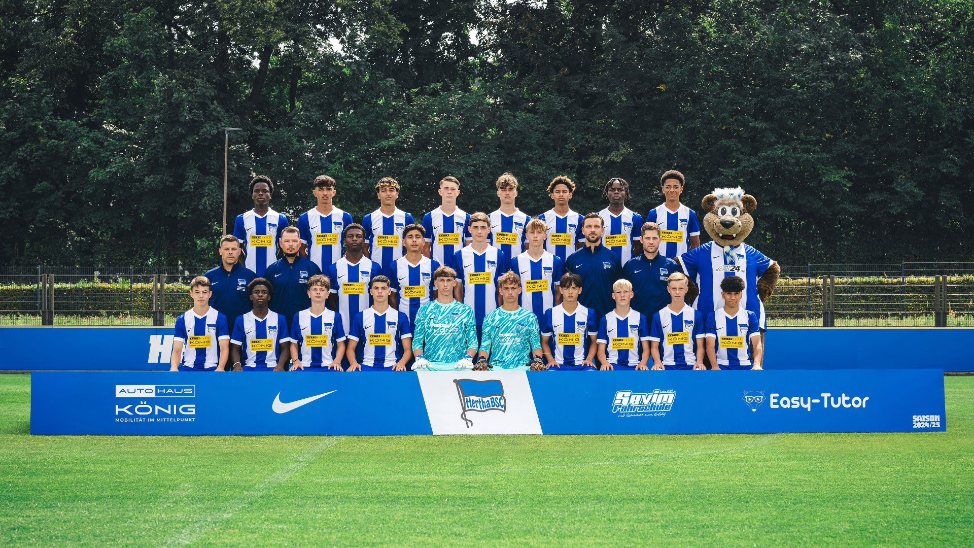 Das Mannschaftsfoto unserer U16 für die Saison 2024/25.