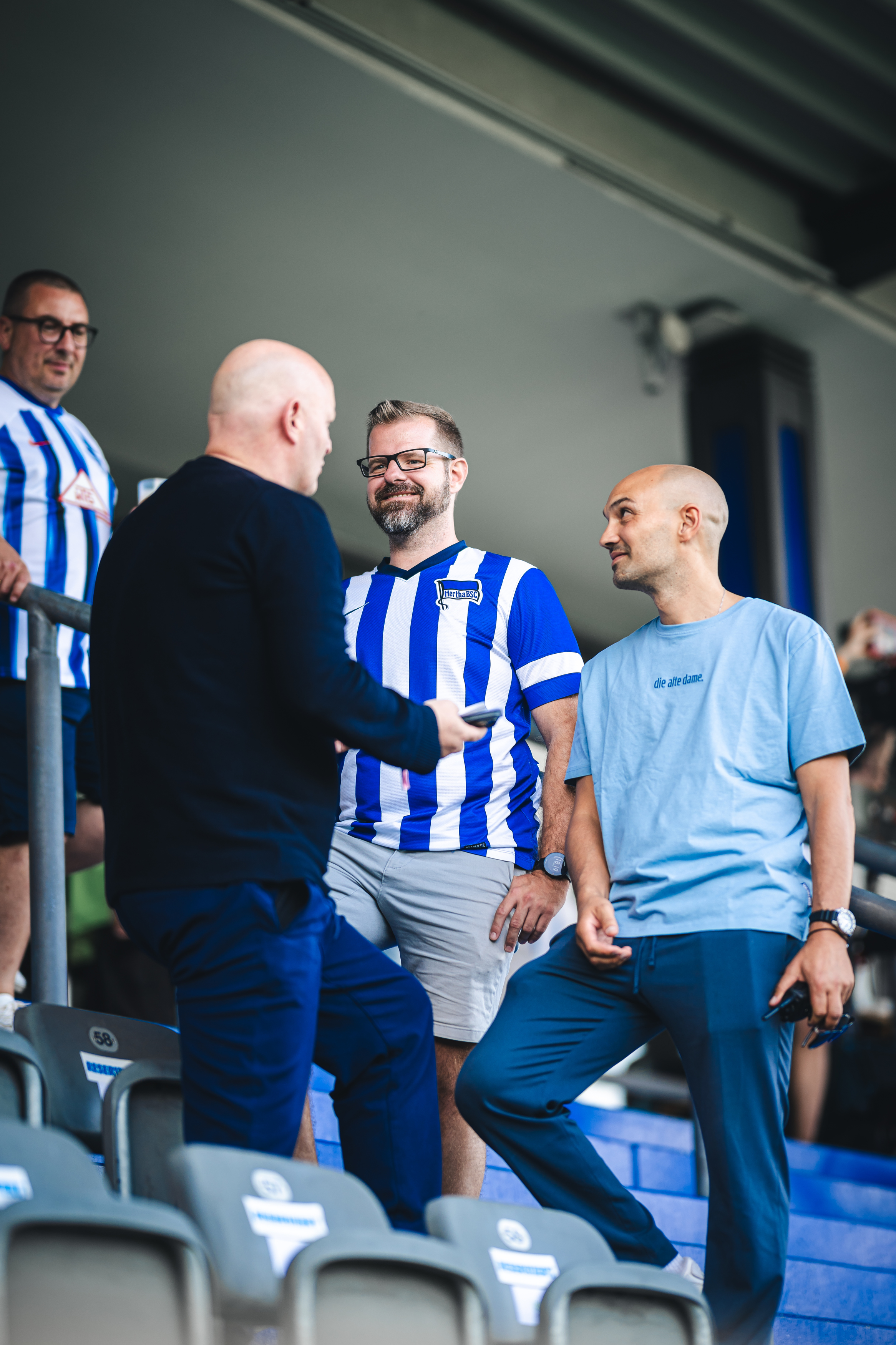 Sofian Chahed und Fabian Drescher beim Pokalspiel unserer 1. Frauen.