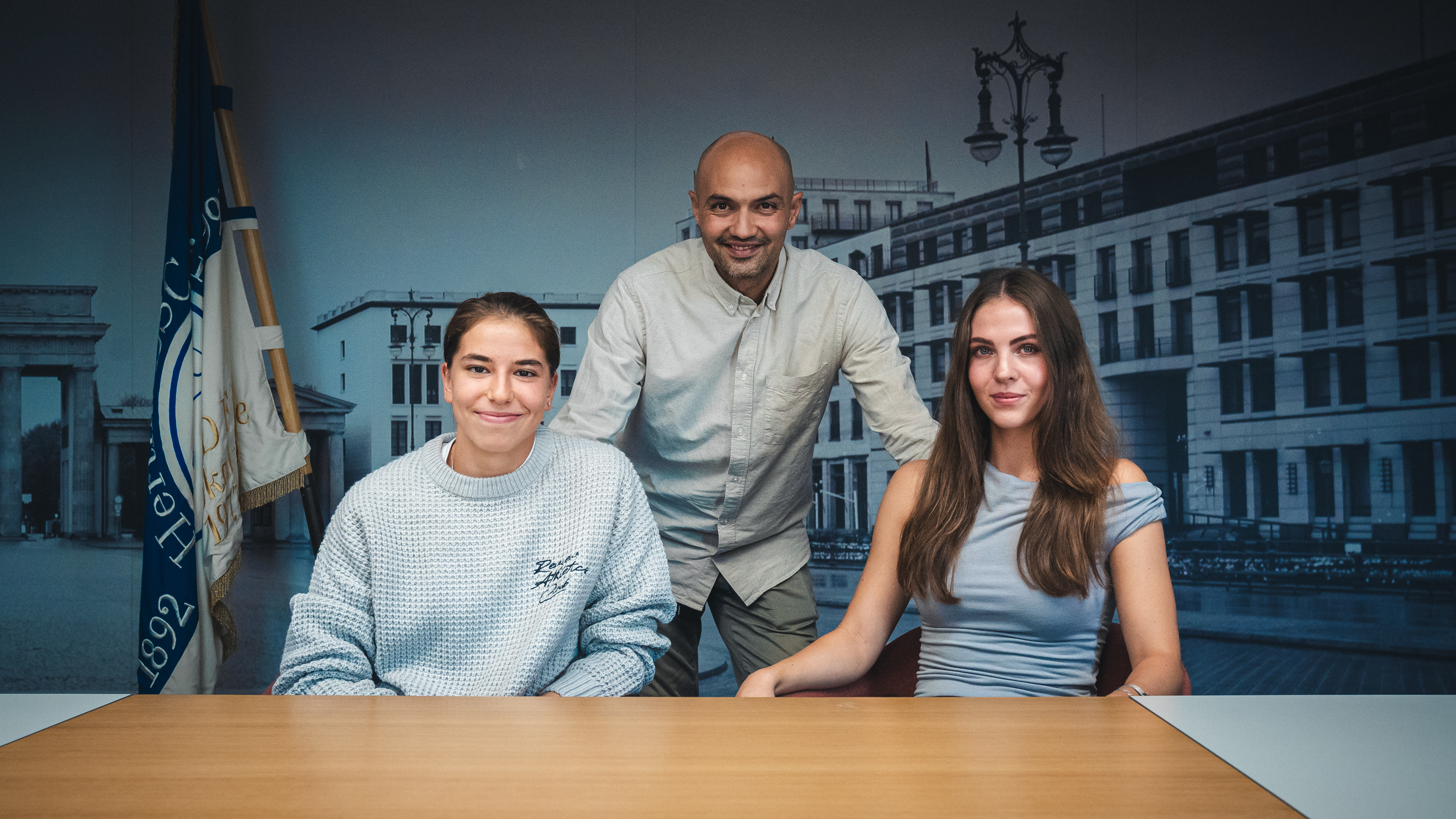 Sena Yavuz, Sofian Chahed und Ella Mettner.