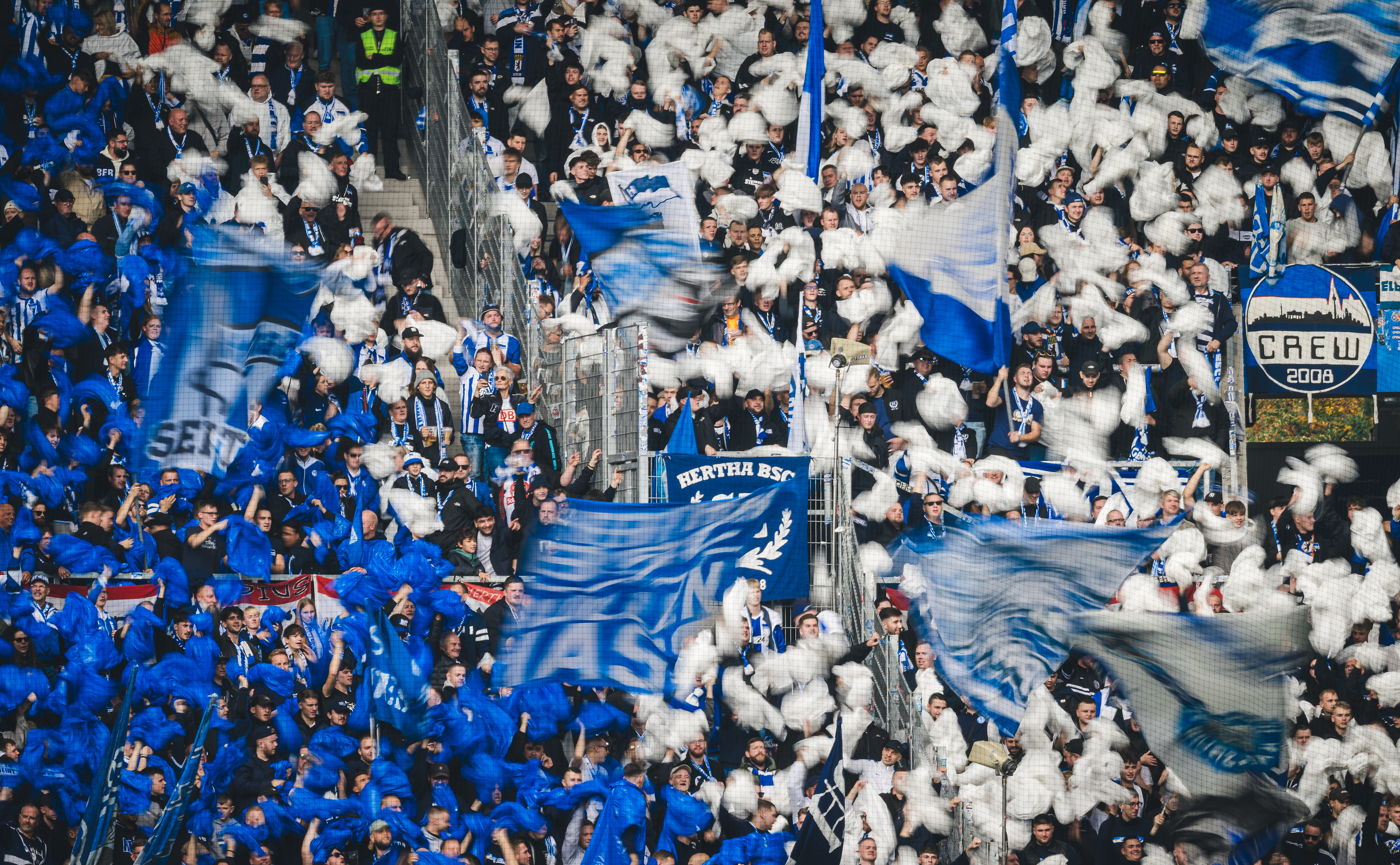 Hertha-Fans in Karlsruhe.