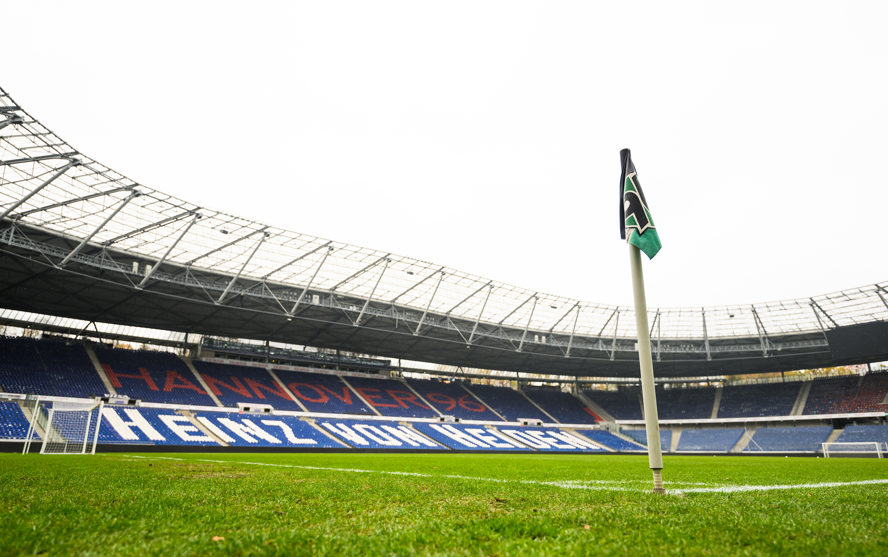 Blick in die Heinz von Heiden-Arena.